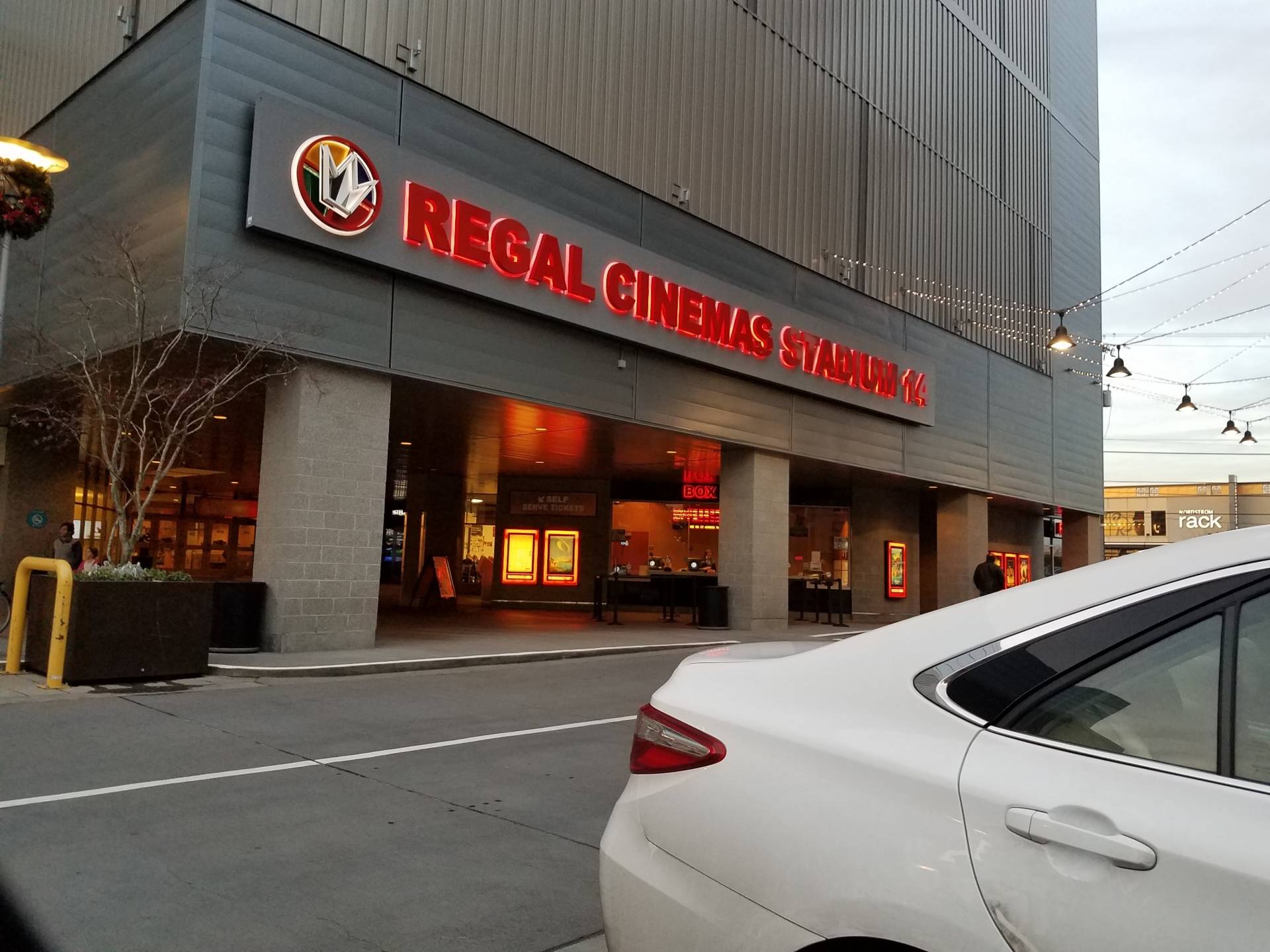 Regal Thornton Place ScreenX & IMAX