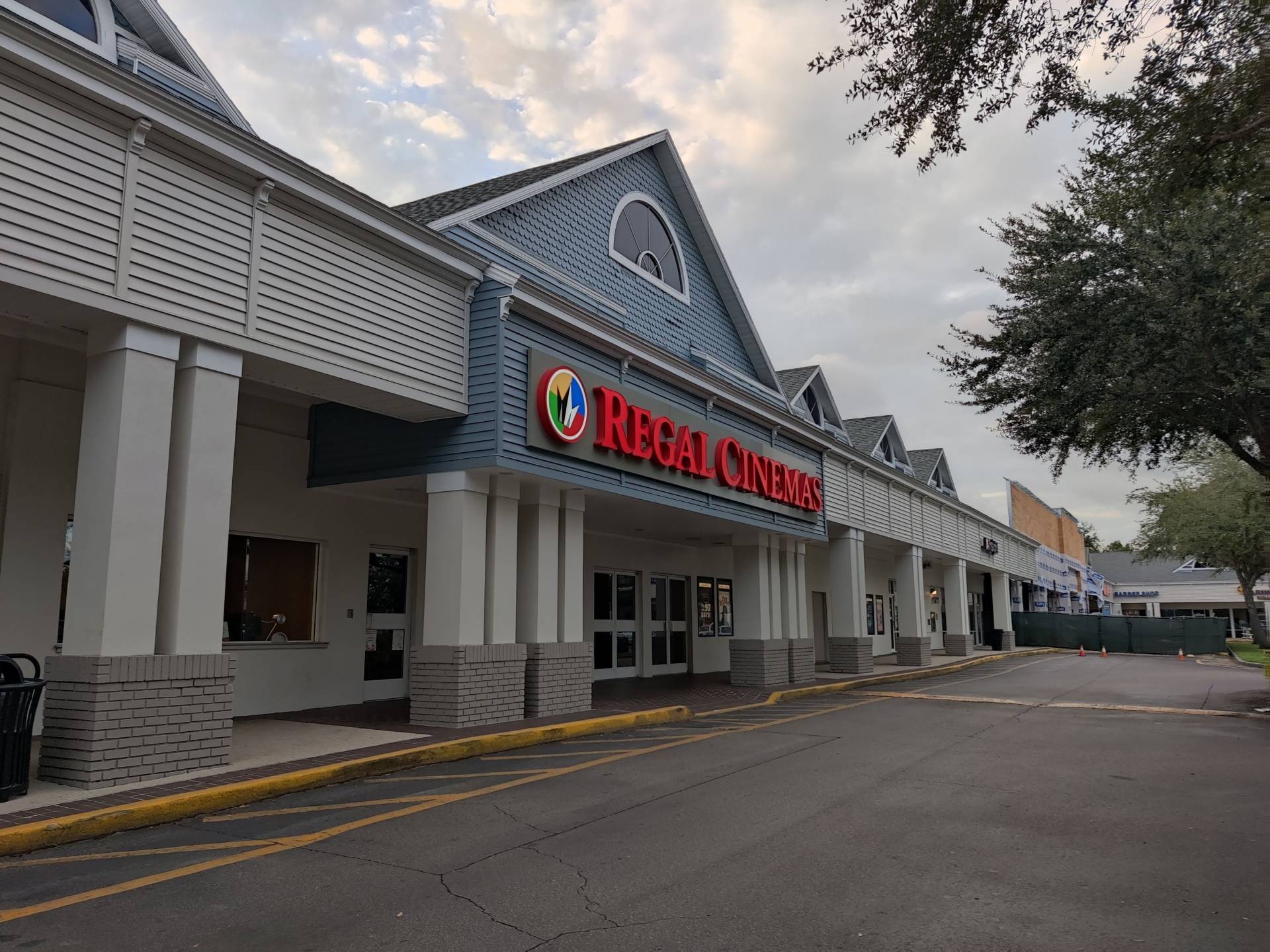 Regal Wekiva Riverwalk