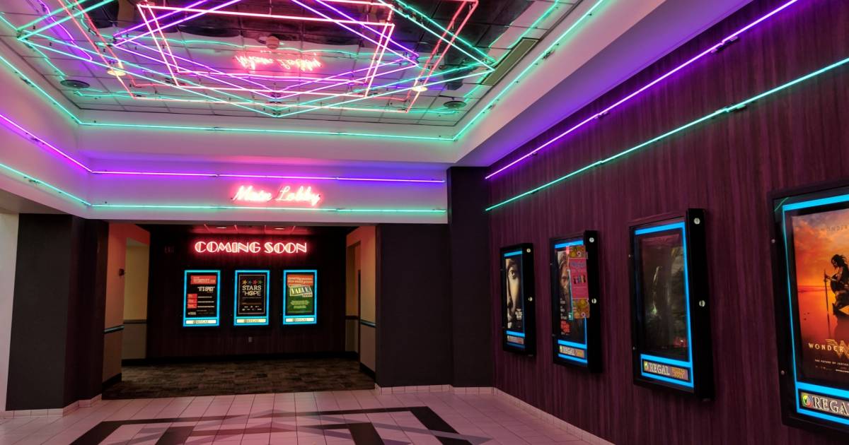 Regal Oviedo Mall in Oviedo contact details, crypto payment methods