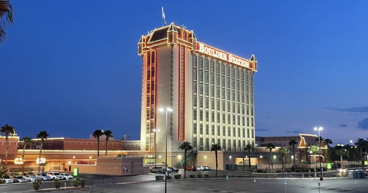 Regal Boulder Station in Las Vegas contact details, crypto payment methods