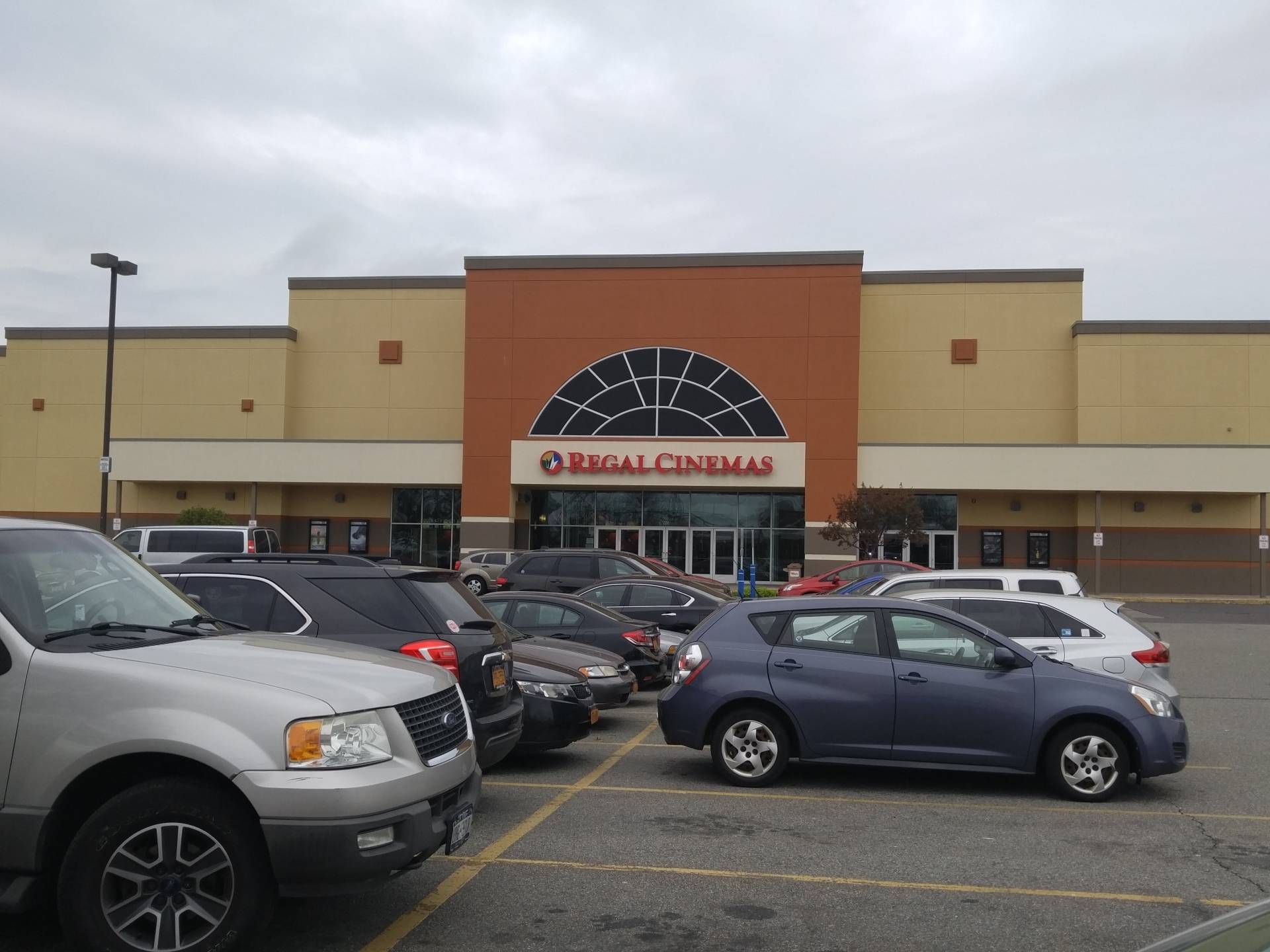 Regal Ronkonkoma