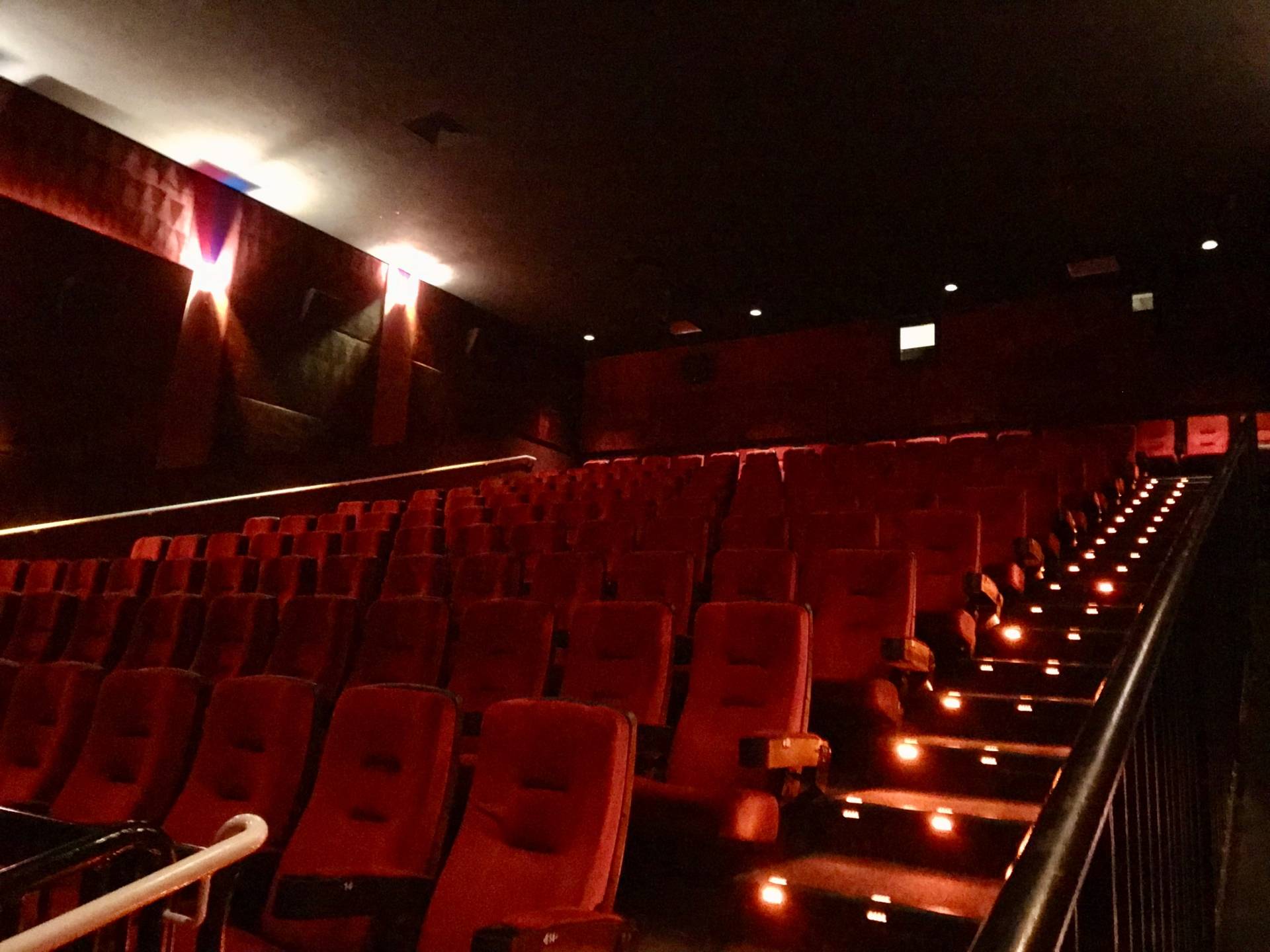 Regal Edwards Greenway Grand Palace ScreenX & RPX