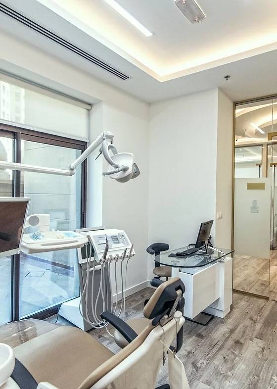 ConfiDent Palm Dentist