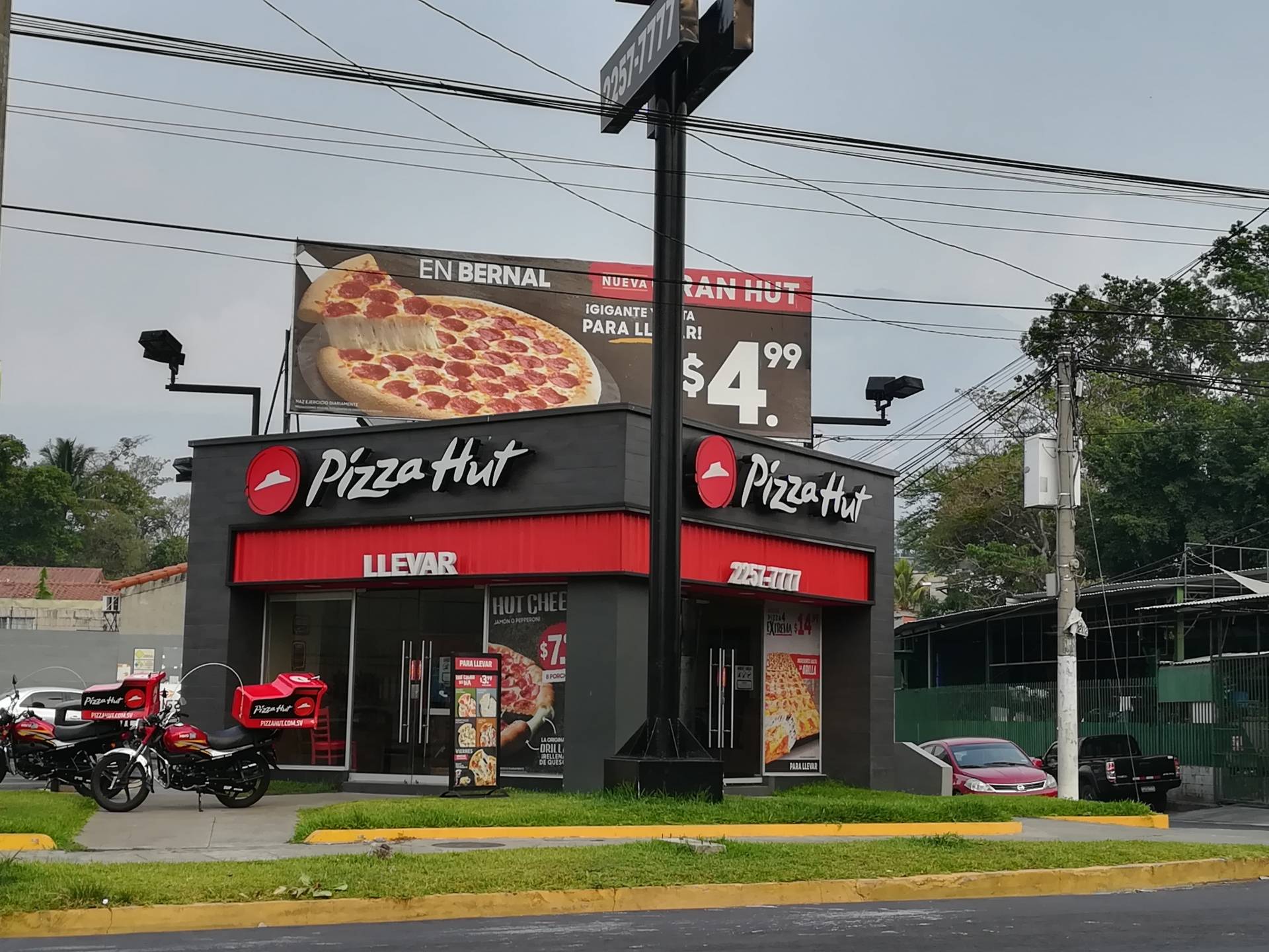 Pizza Hut