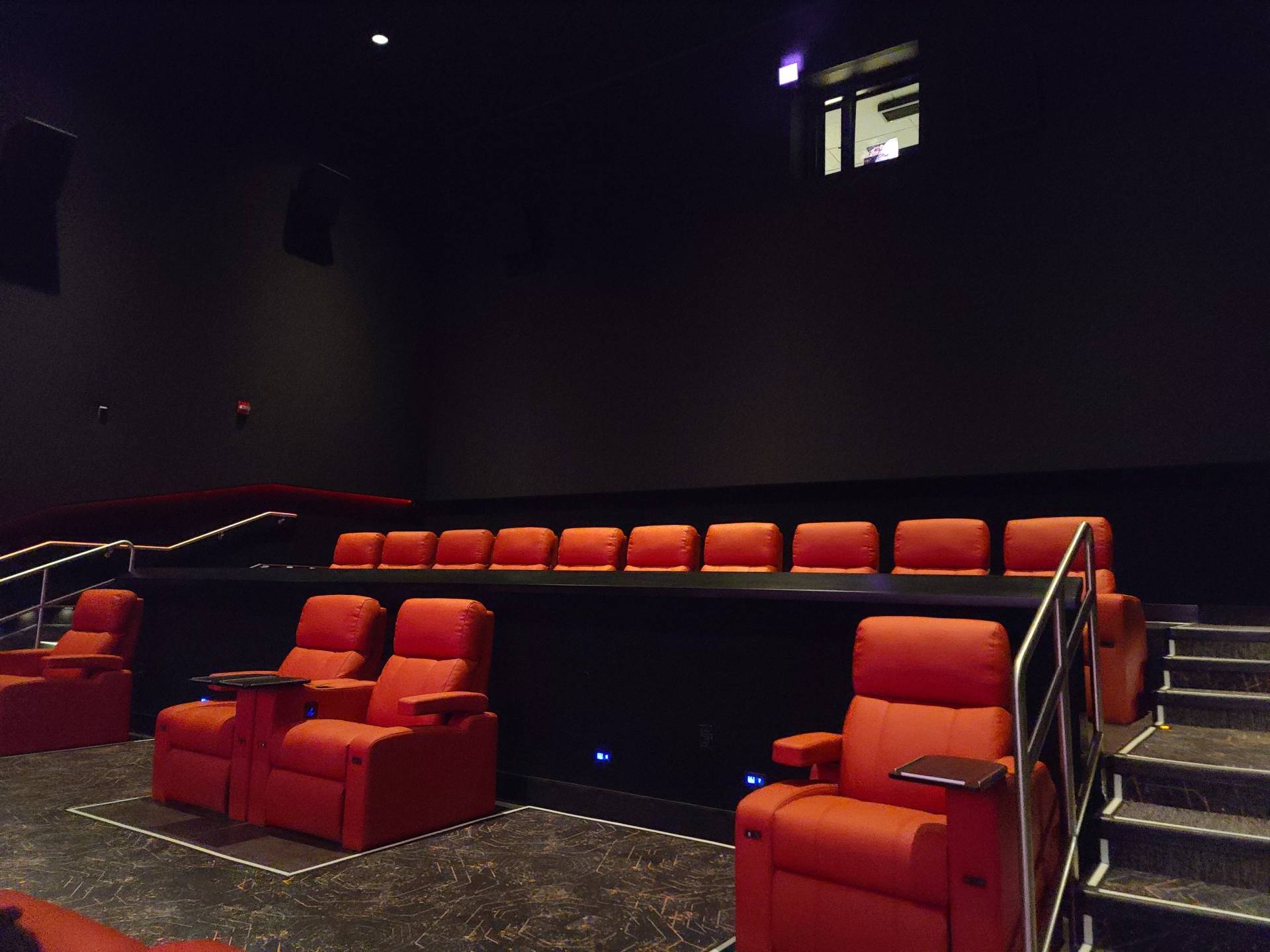 Regal North Hollywood & 4DX