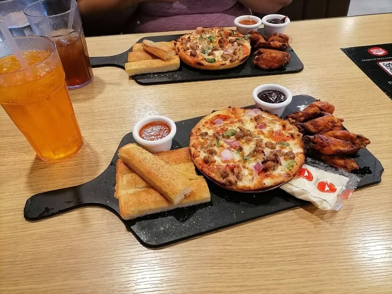 Pizza Hut