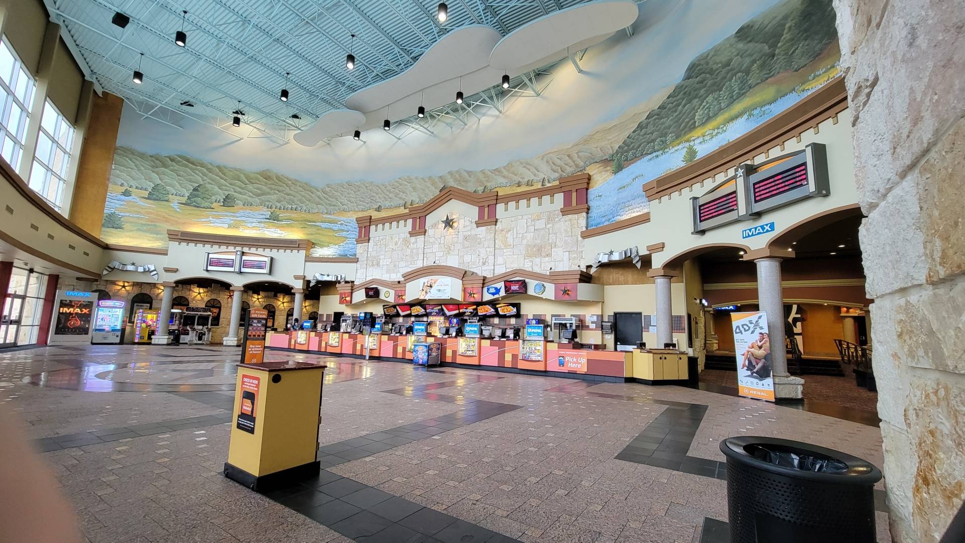 Regal Gateway 4DX & IMAX