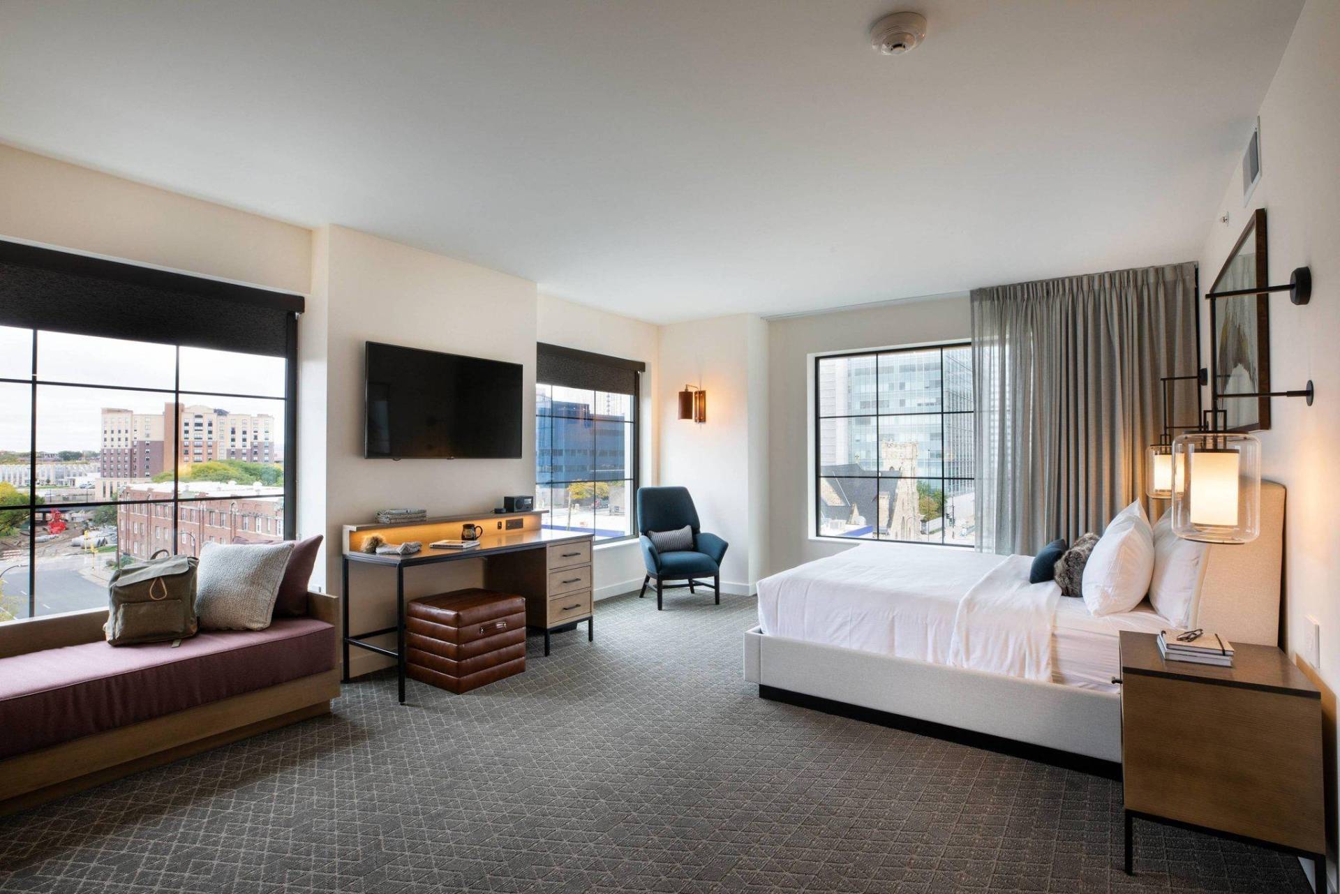 Elliot Park Hotel