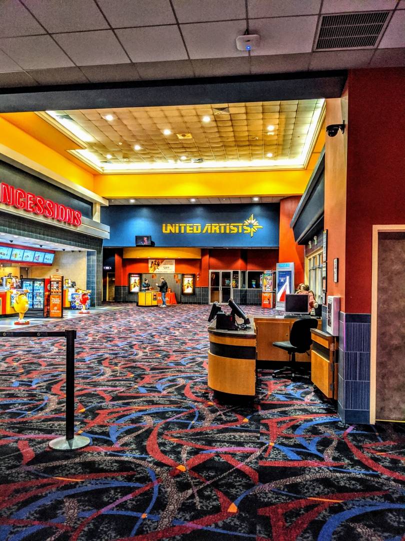 Regal Westbury IMAX & RPX