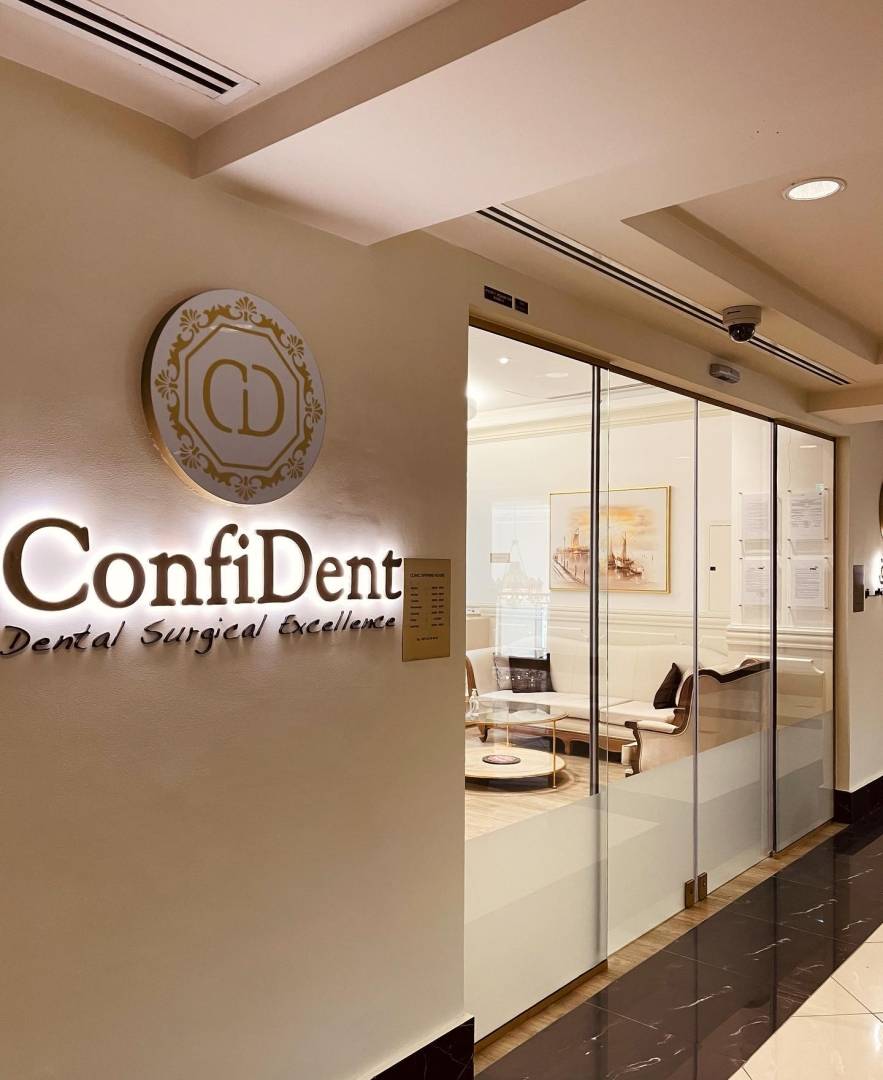 ConfiDent Palm Dentist