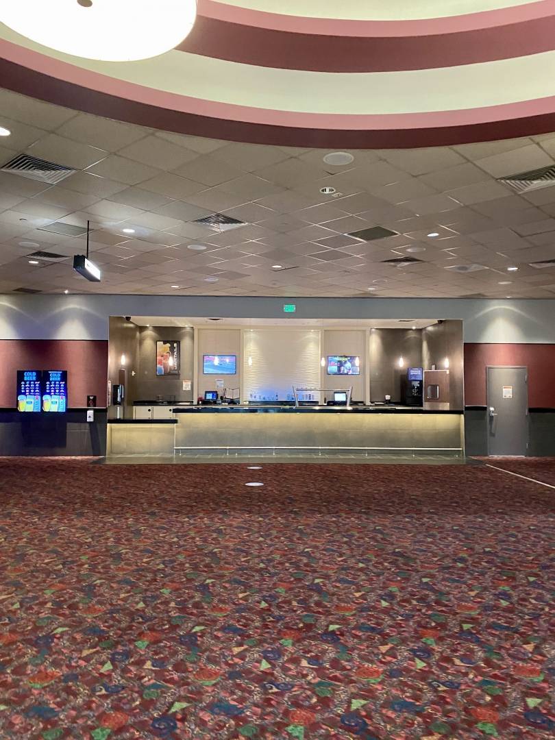 Regal UA Denver Pavilions 4DX & RPX