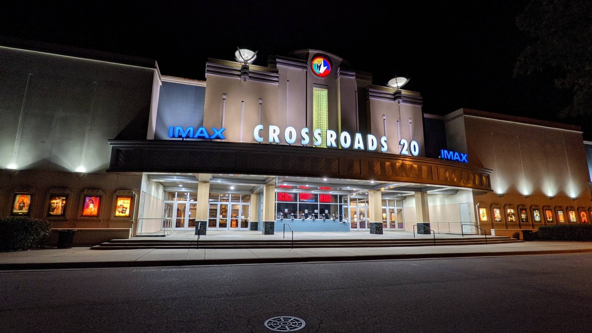Regal Crossroads & IMAX - Cary