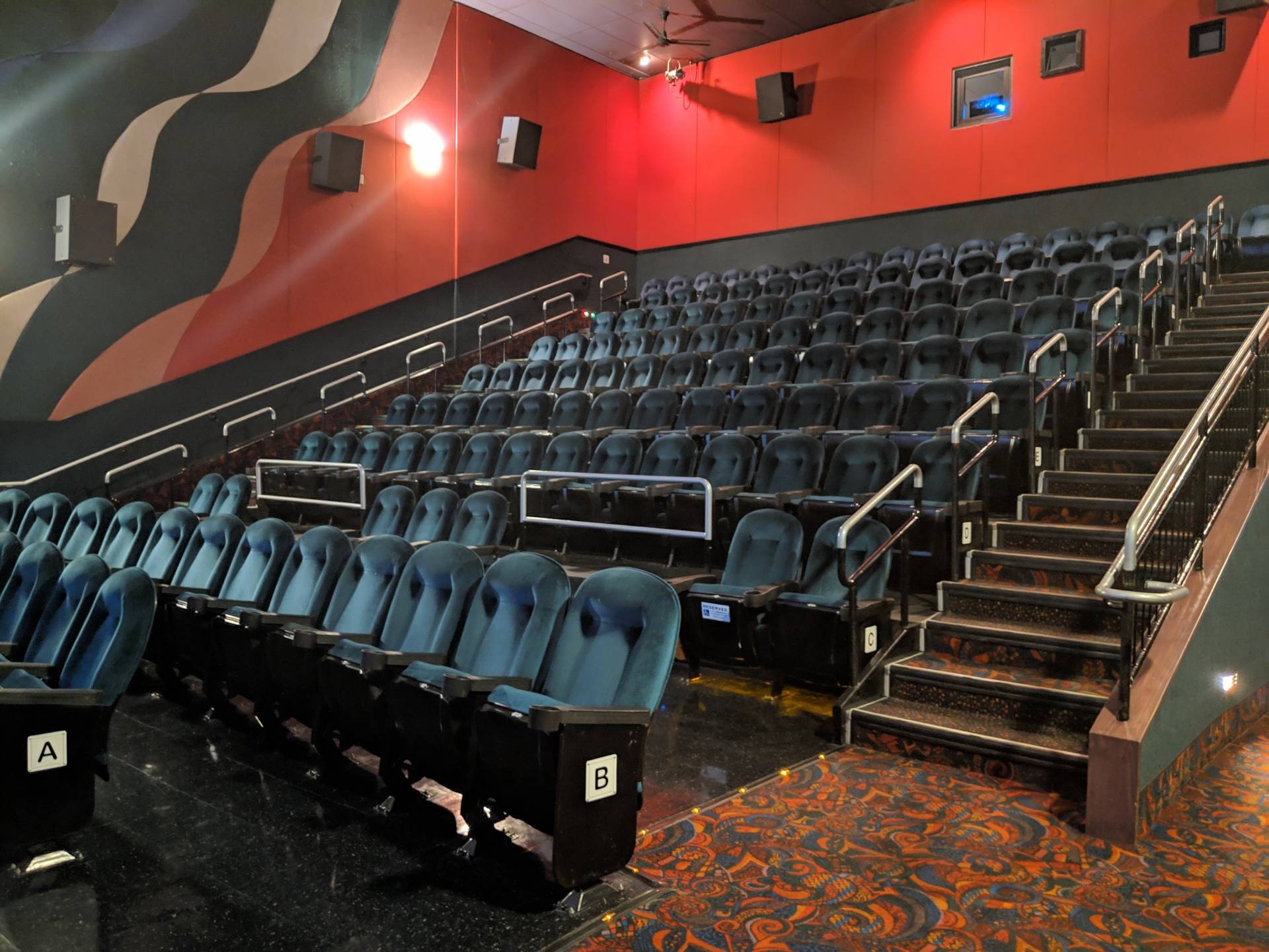 Regal Edwards Fresno ScreenX, 4DX & IMAX