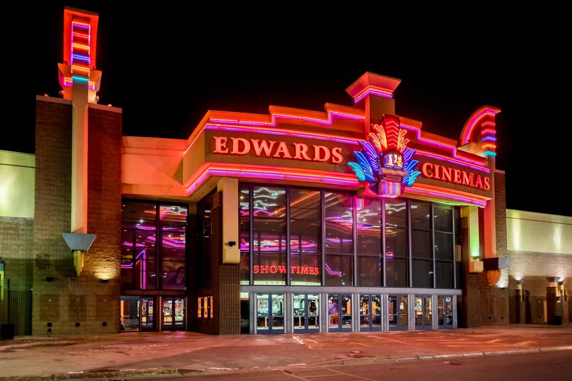 Regal Edwards Grand Teton