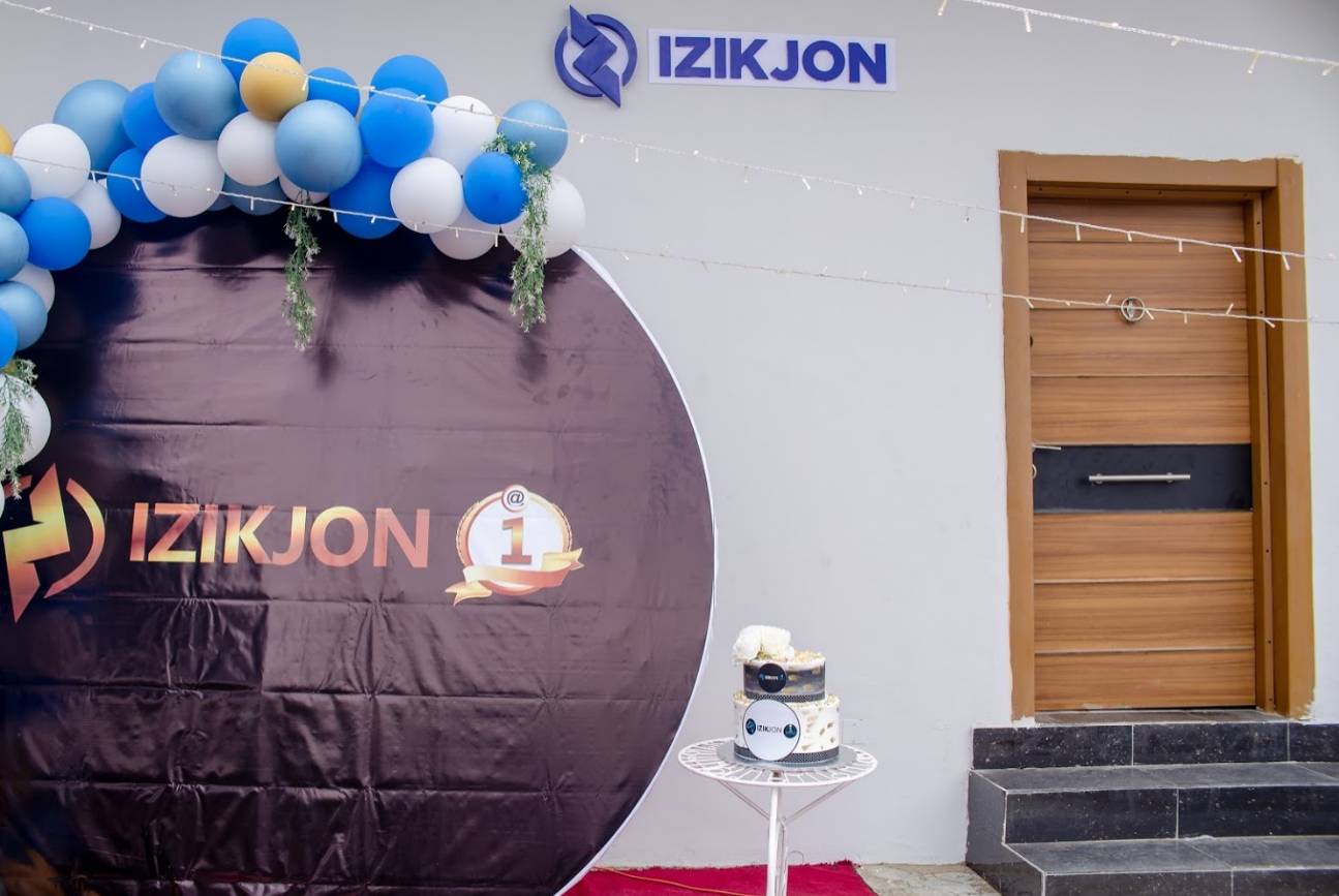 Izikjon
