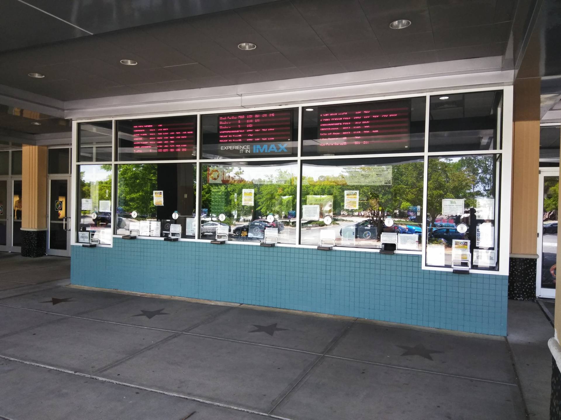 Regal Crossroads & IMAX - Cary