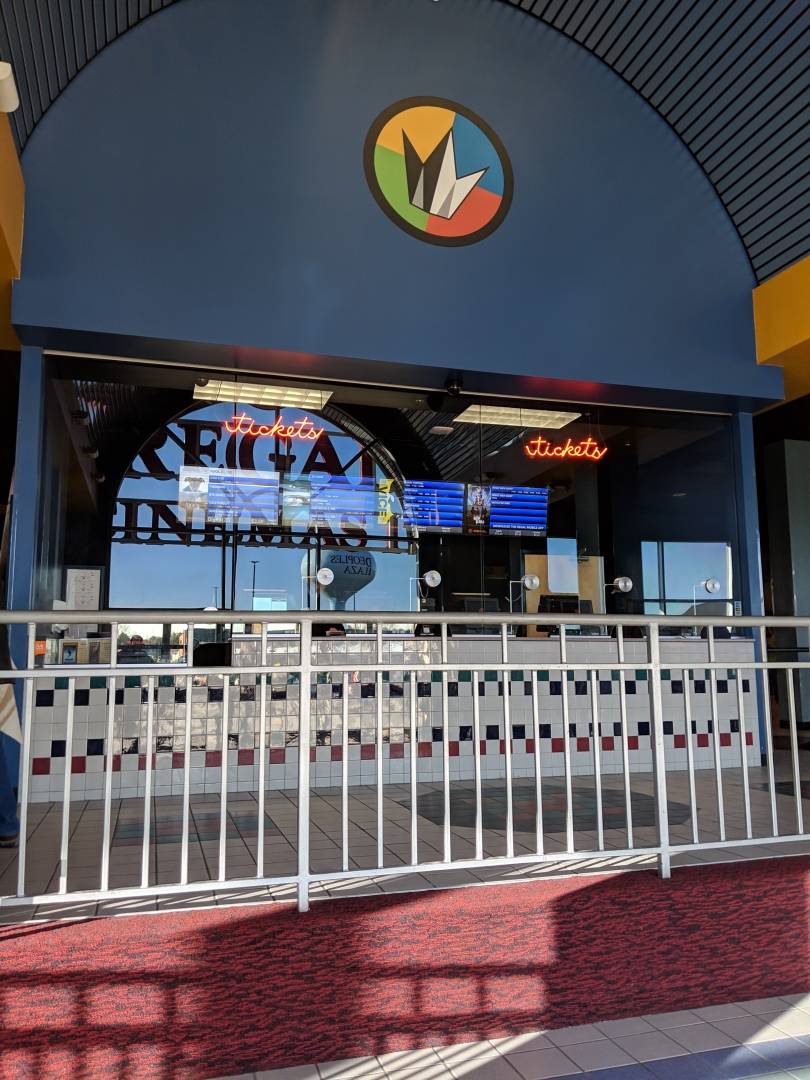 Regal Peoples Plaza