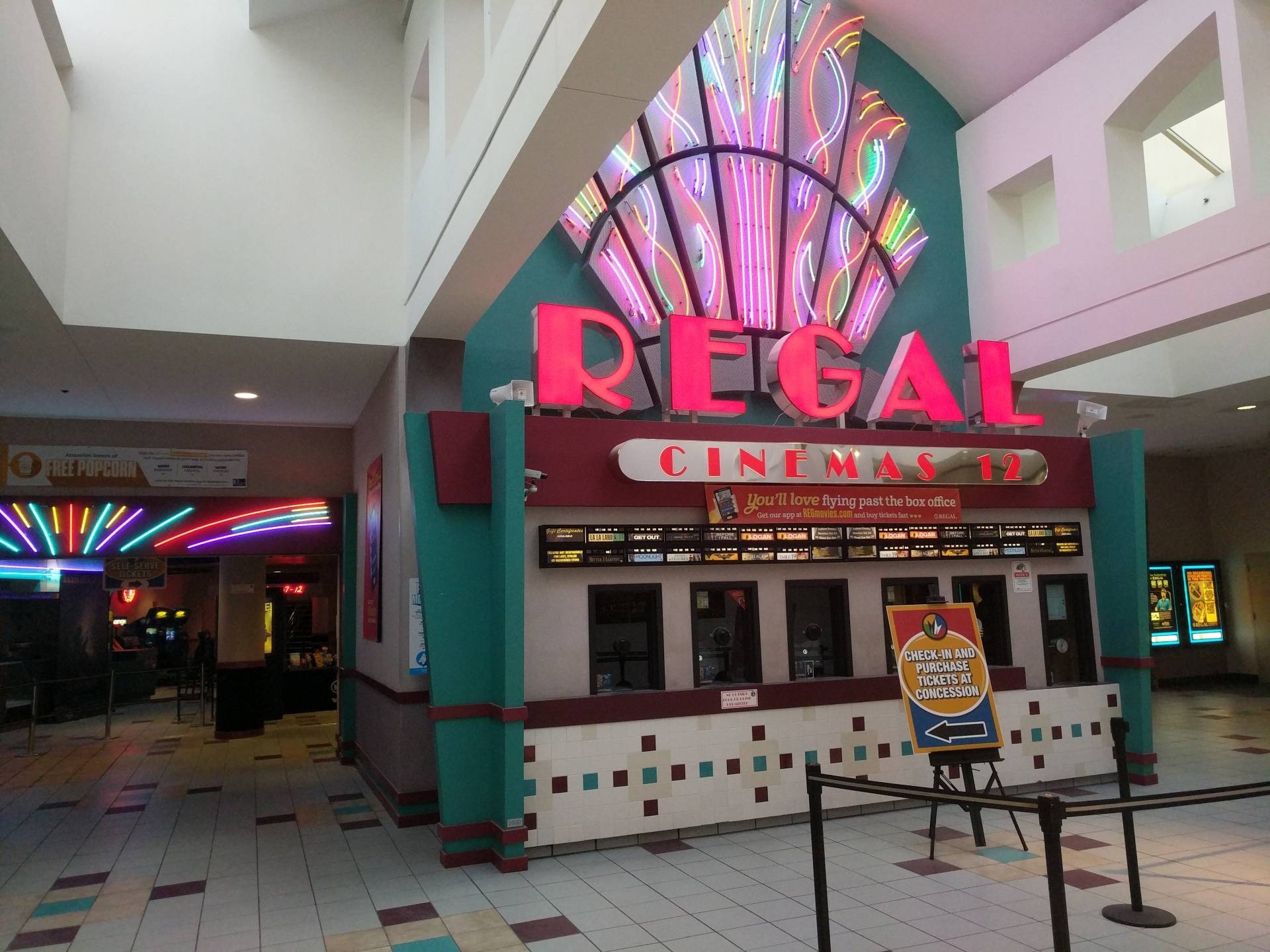 Regal Ballston Quarter