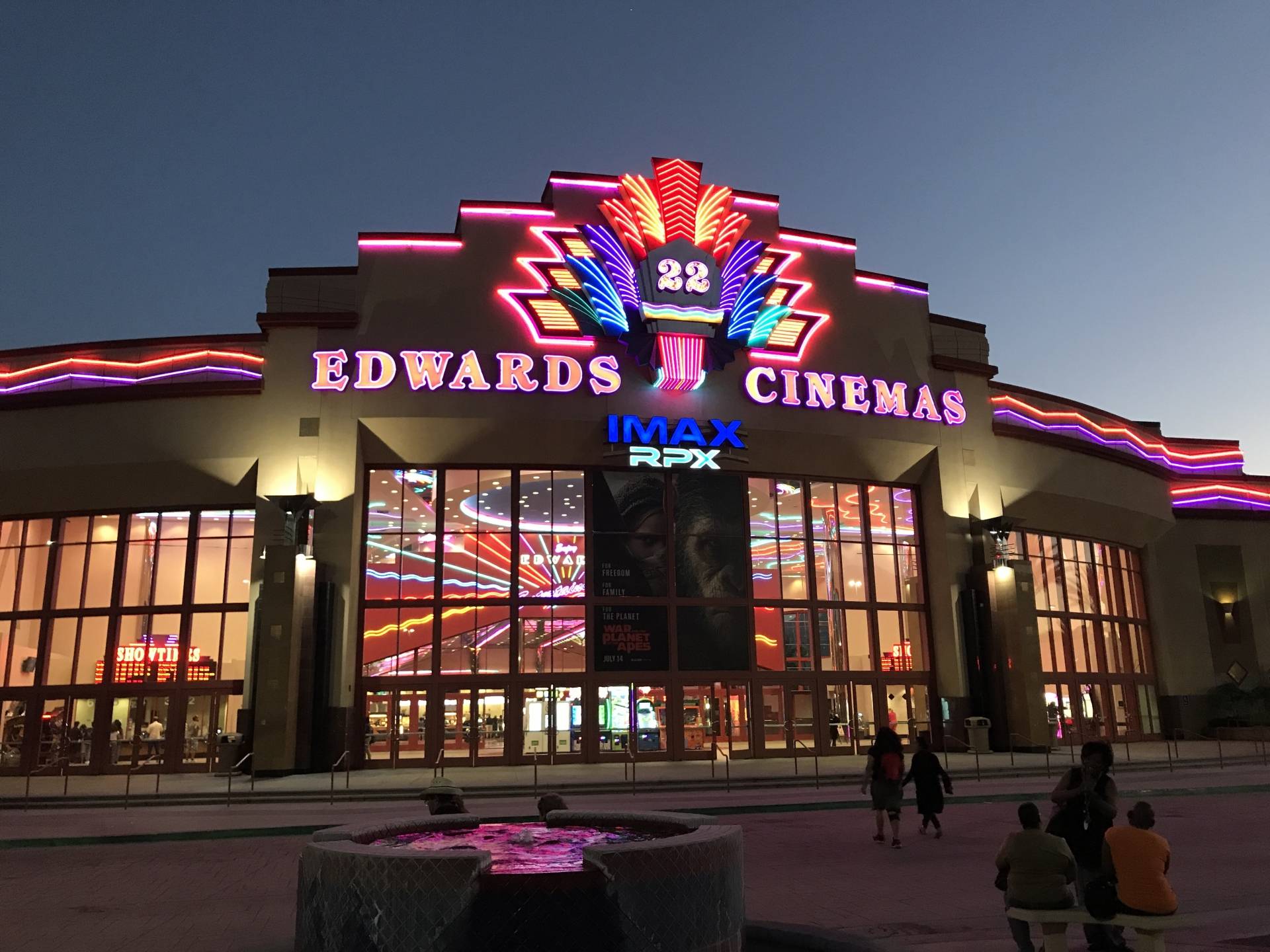 Regal Edwards Ontario Palace ScreenX