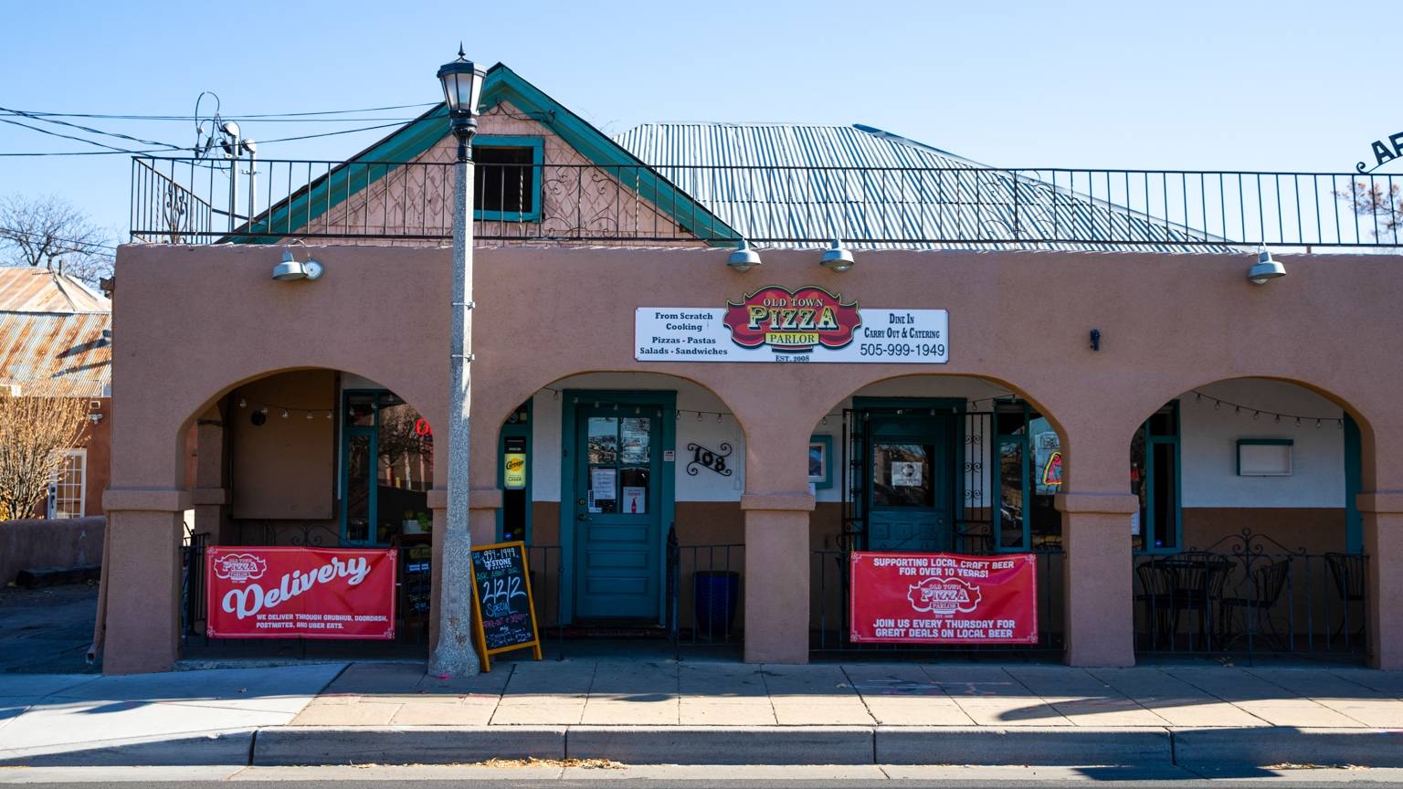 Old Town Pizza Parlor