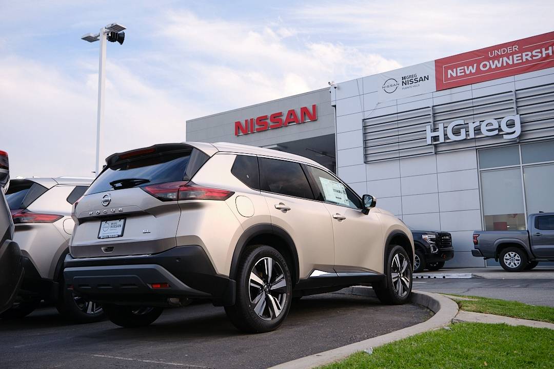 HGreg.com Nissan Puente Hills