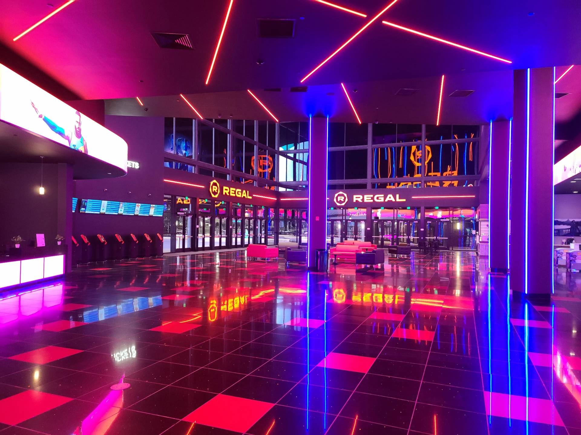Regal Benders Landing 4DX, ScreenX, RPX & VIP