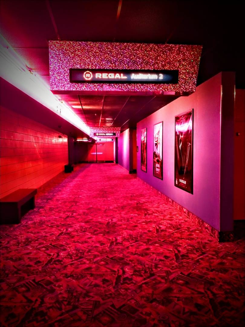 Regal South Hill Cinema