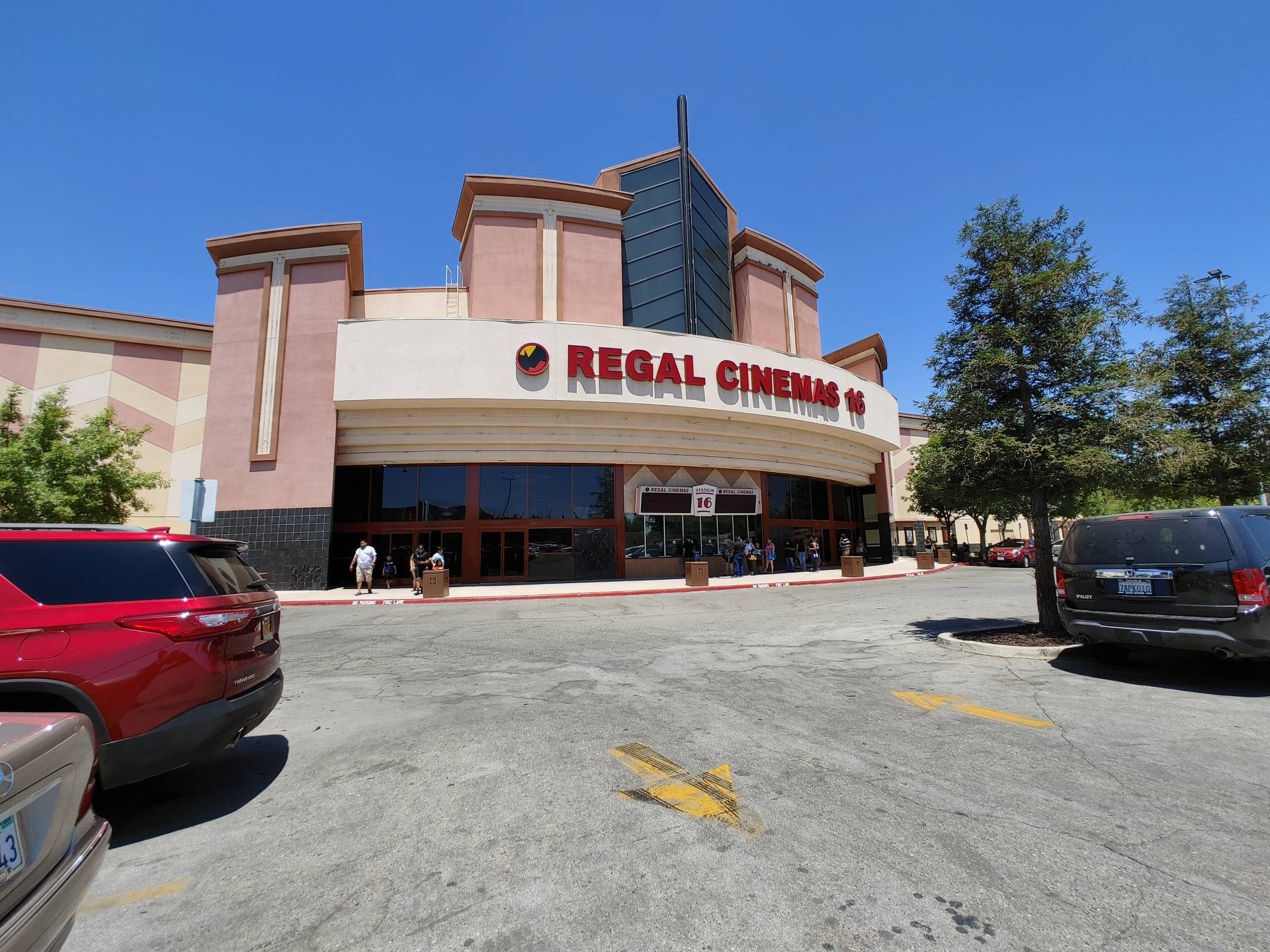 Regal Manchester - Fresno