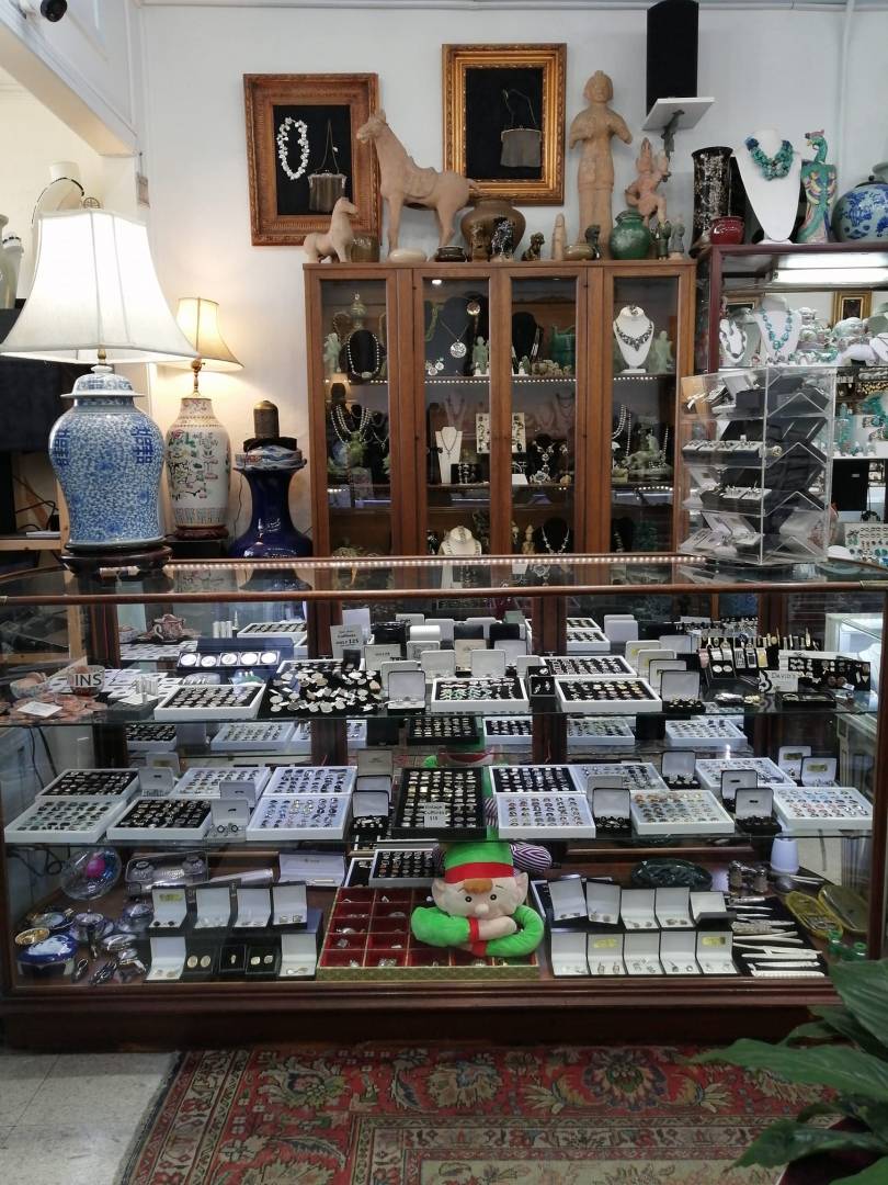 David's Antiques & Jewelry