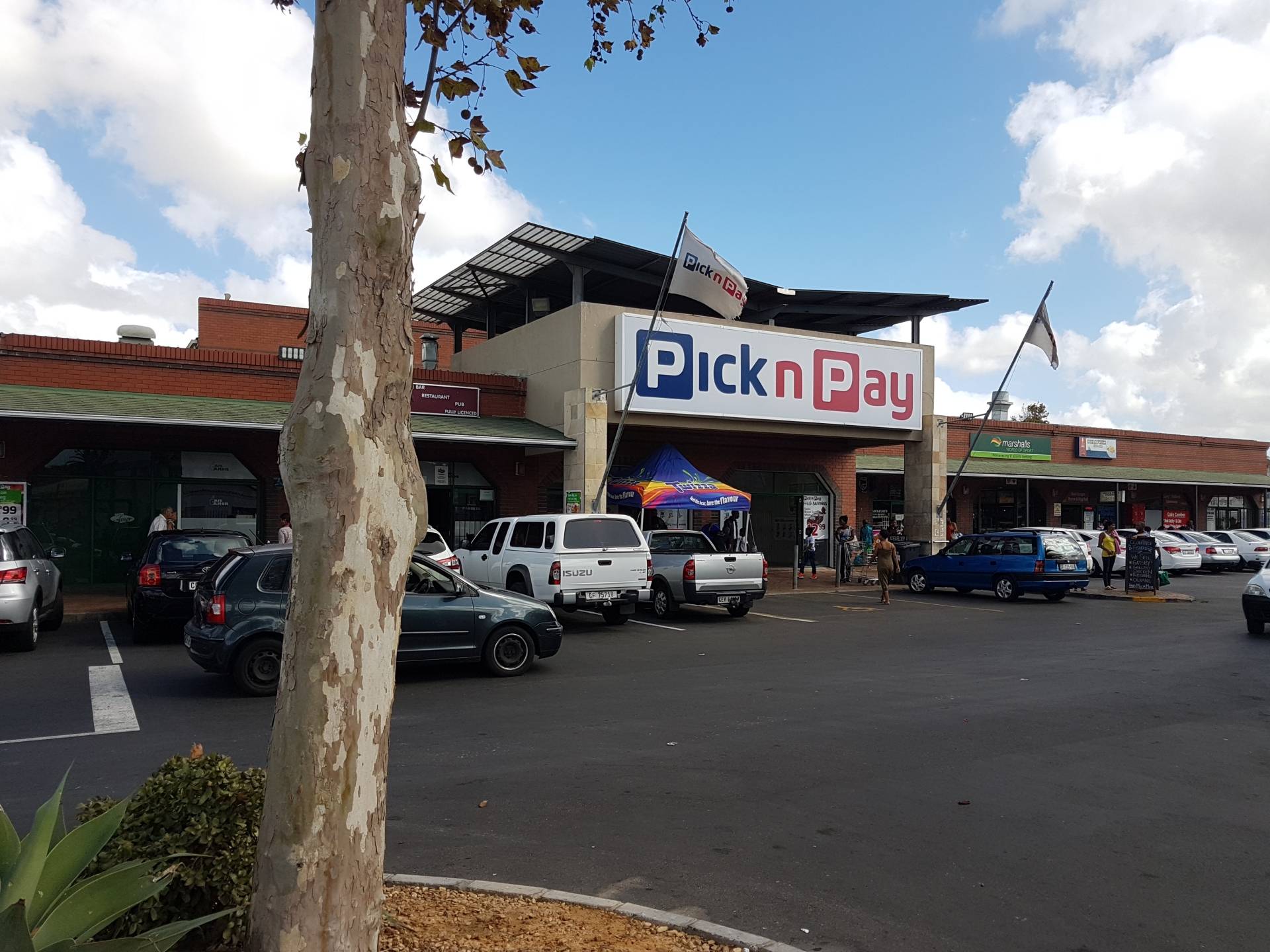 Pick n Pay QualiSave River Park