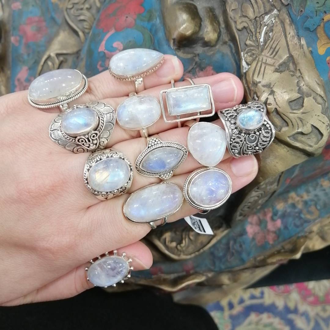 David's Antiques & Jewelry