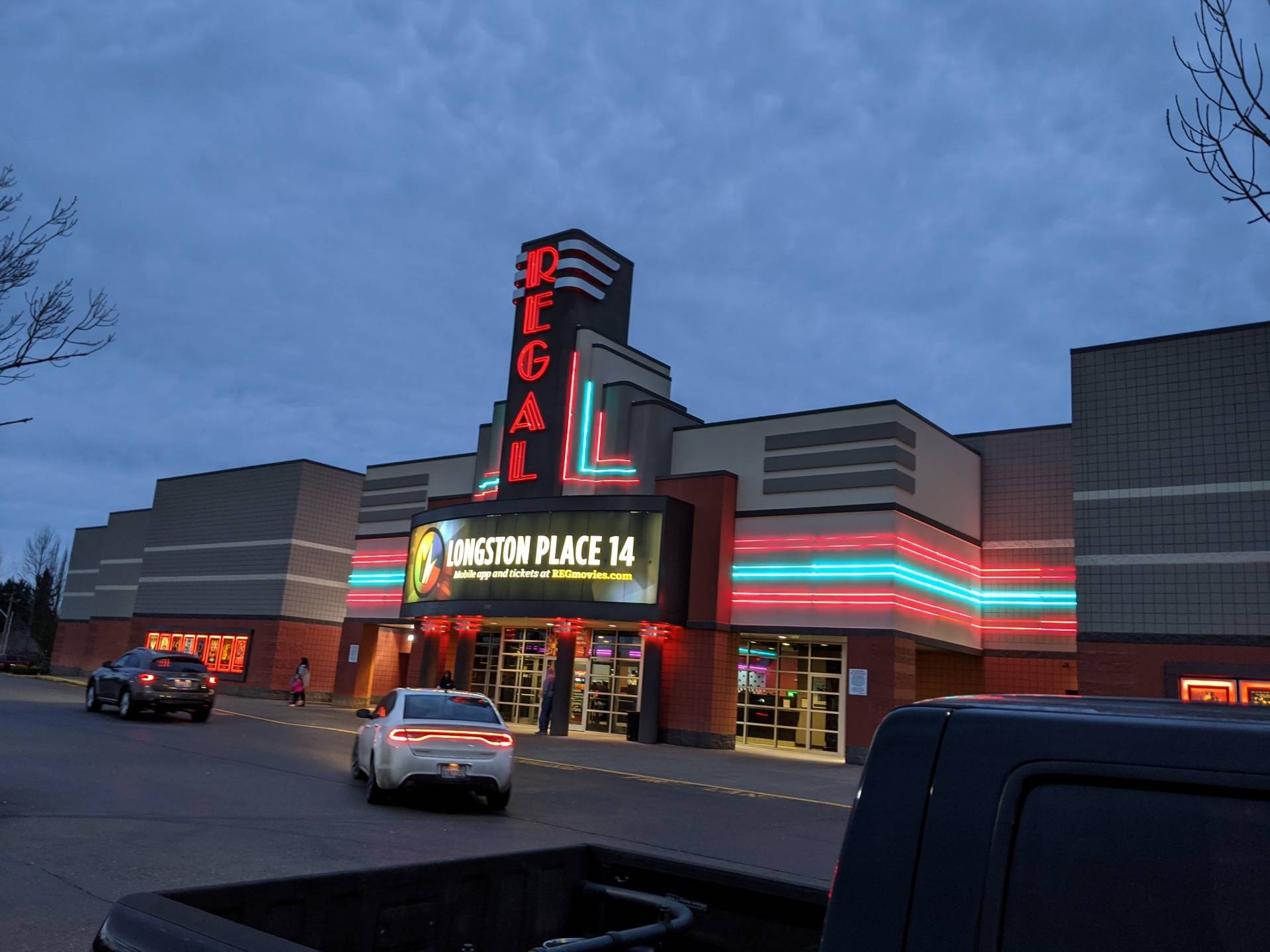 Regal Longston Place