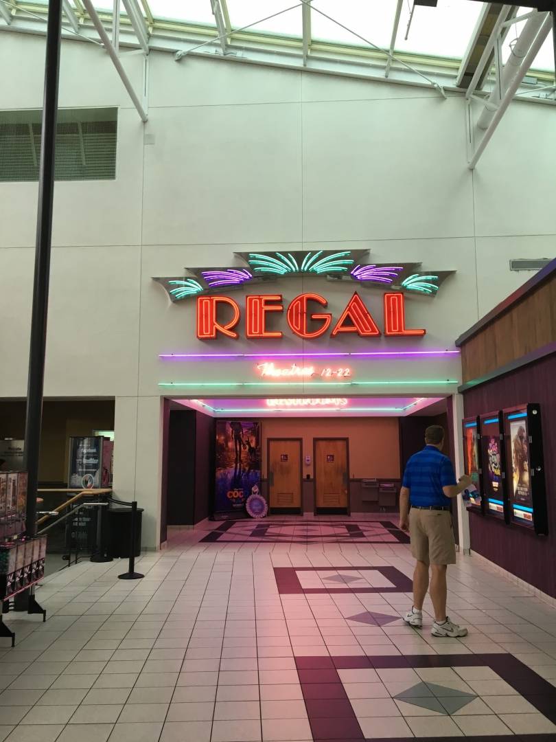 Regal Oviedo Mall