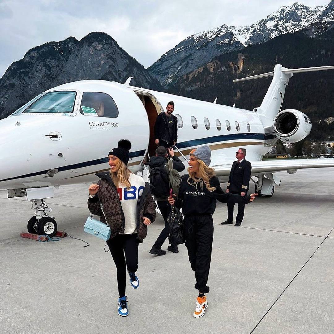 AK Private Jets