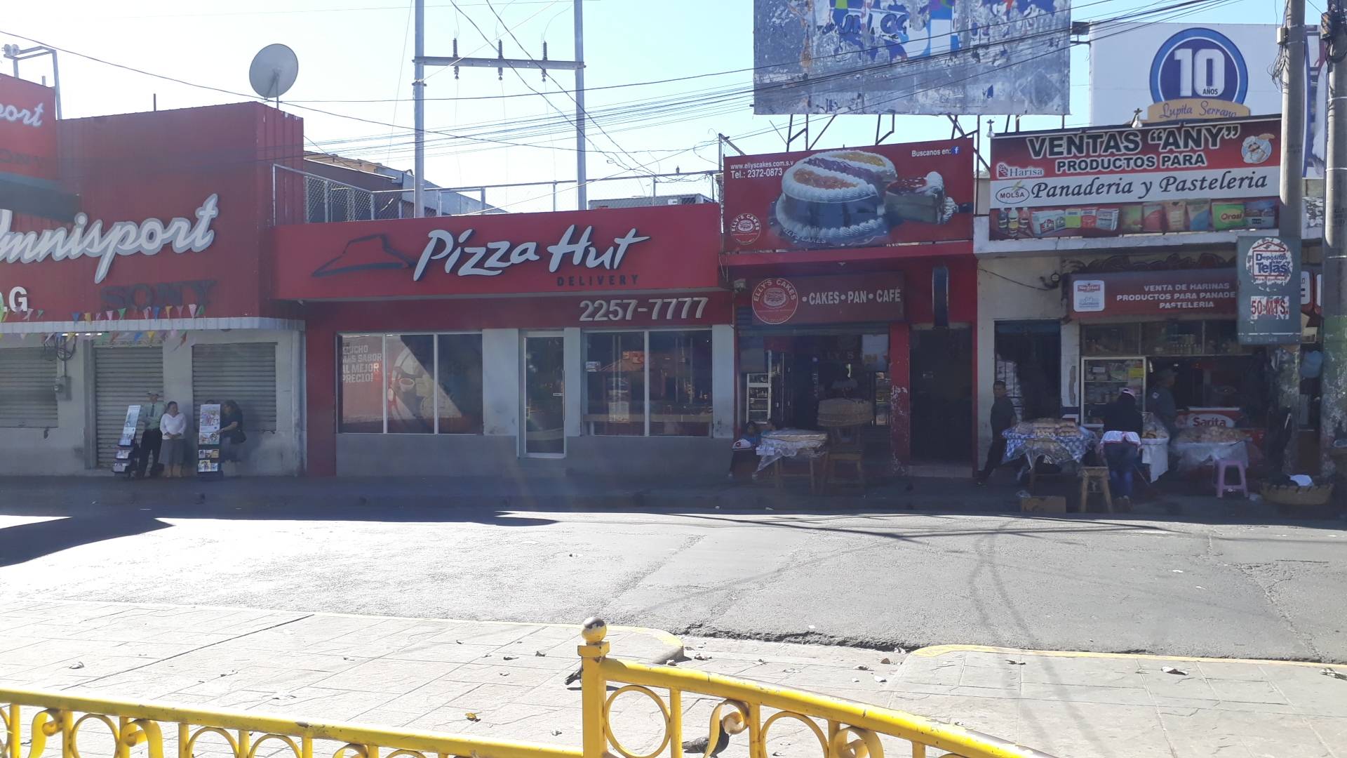 Pizza Hut