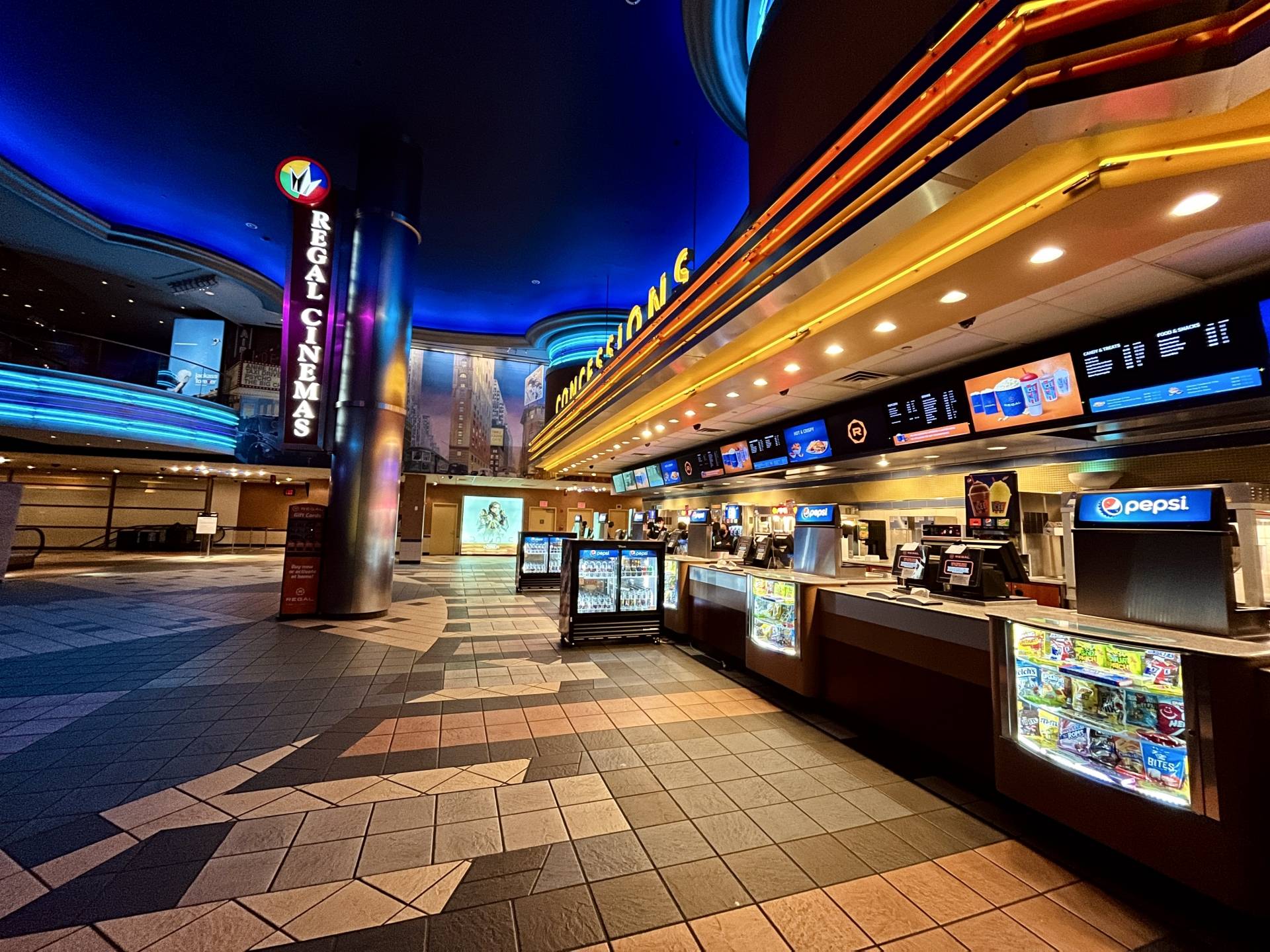 Regal E-Walk 4DX & RPX