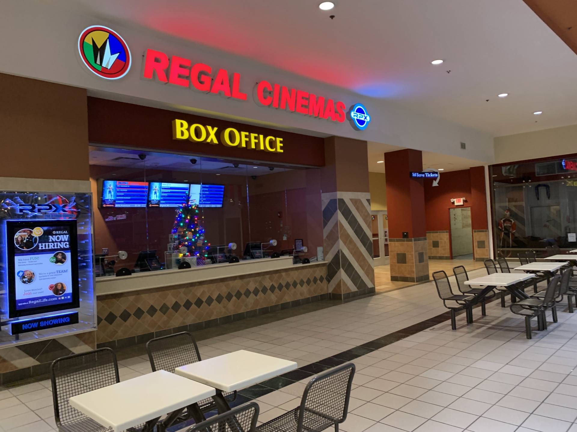 Regal Independence Mall & RPX