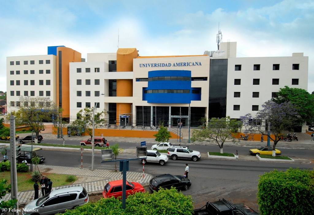 Universidad Americana