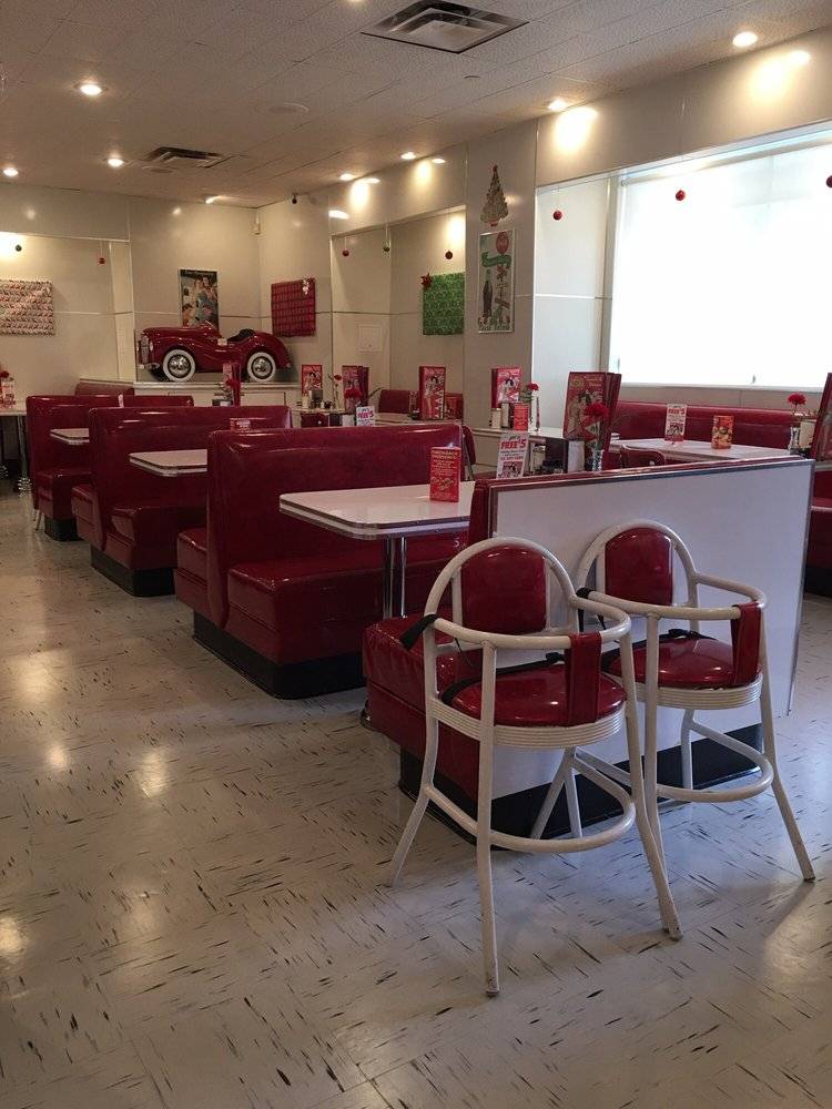 Ruby’s Diner Whittier