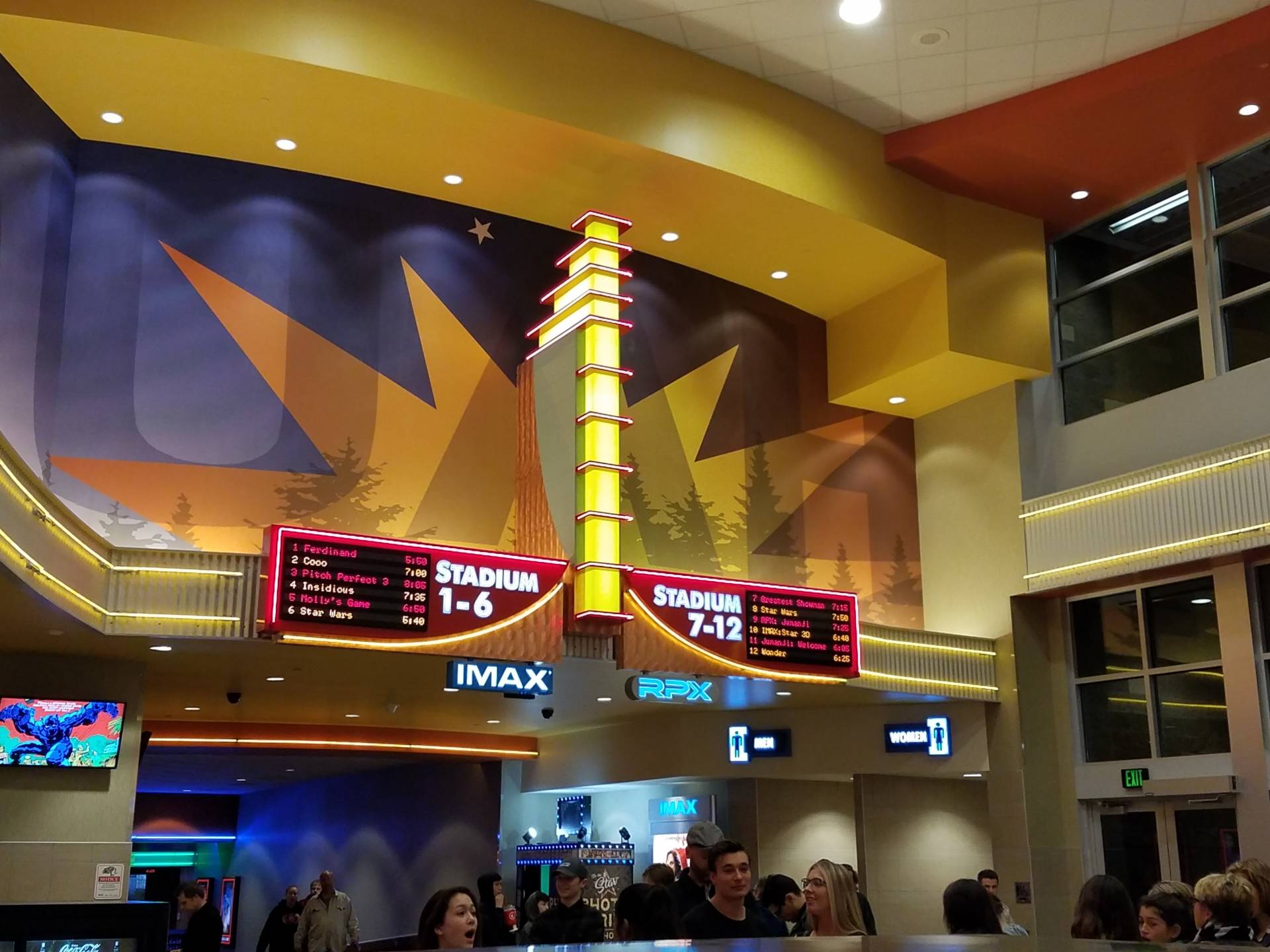Regal Issaquah Highlands IMAX & RPX