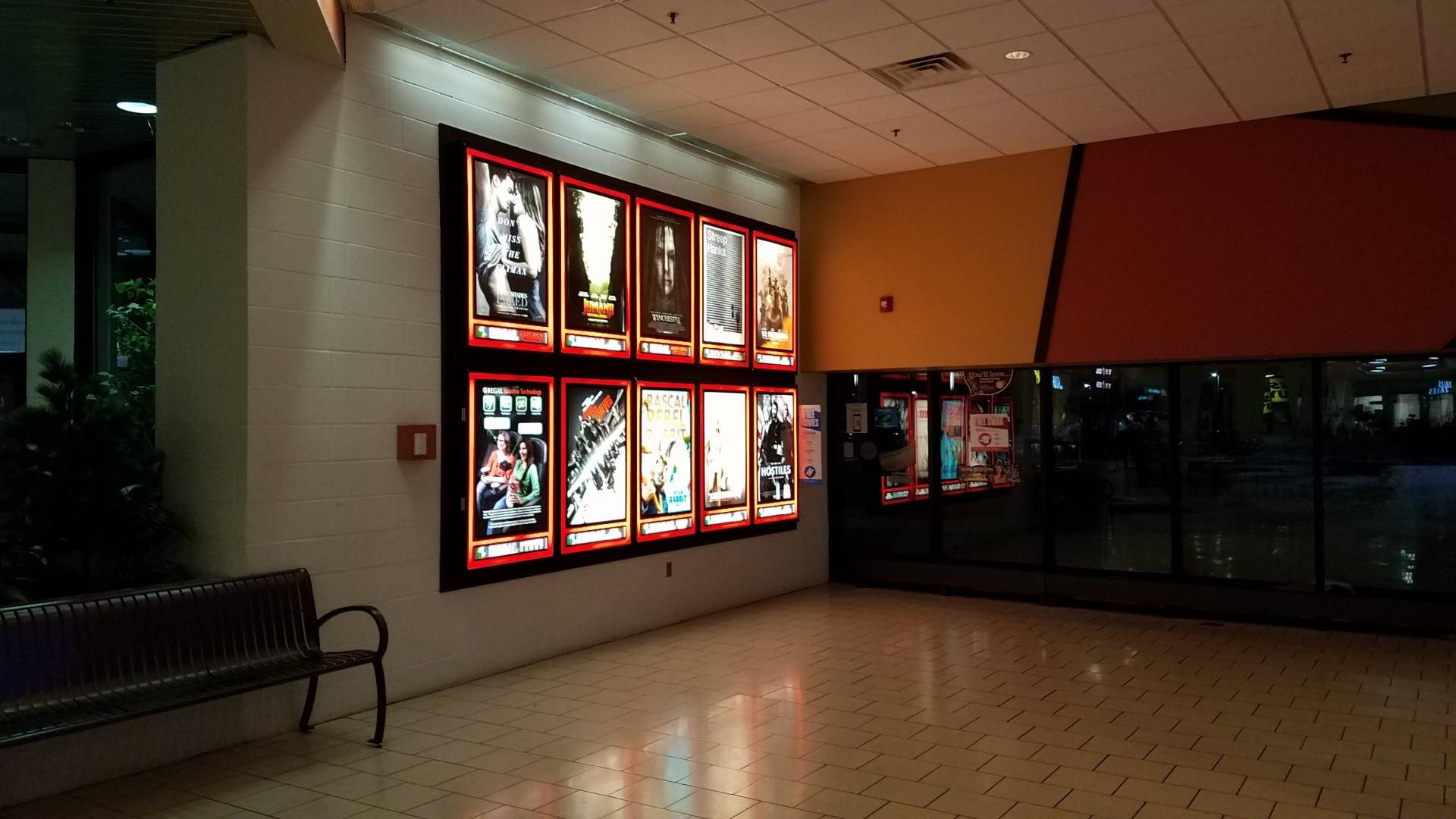 Regal Champlain Centre