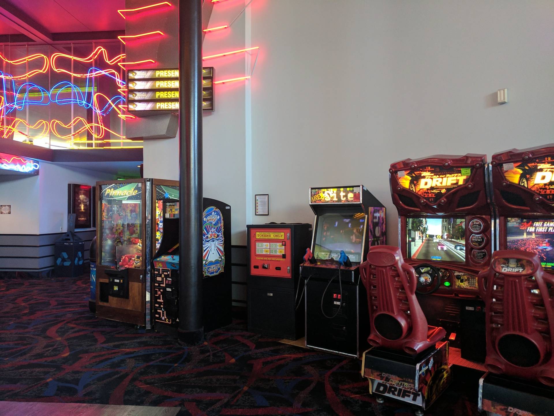 Regal Hilltop Cinema